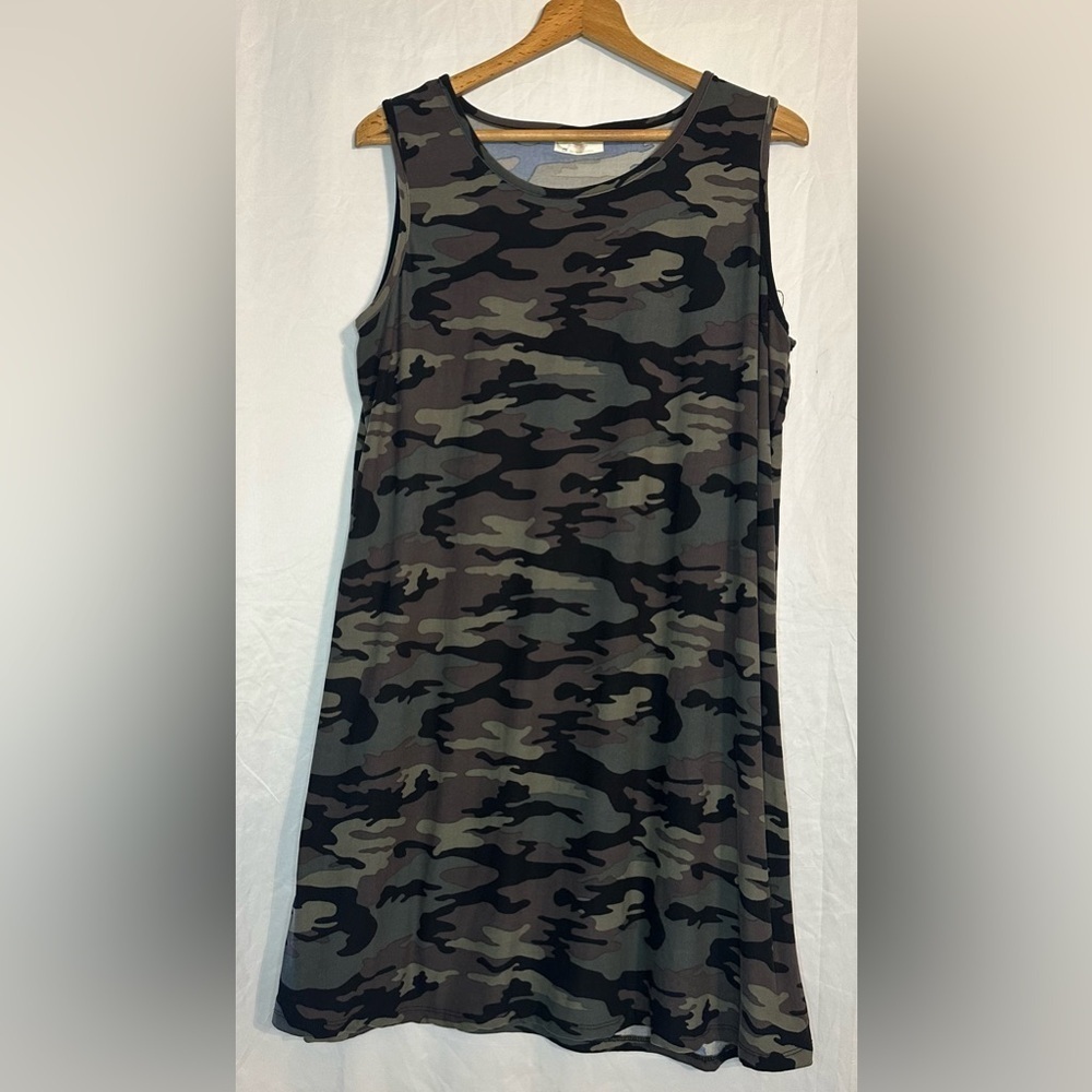 Bobbie Brooks Women’s Green/Black Camouflage Short Sleeve Dress size 1X